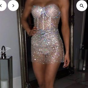 Seraphina Luxe Collection - Size US 6 - Brand new!!